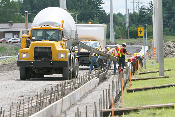 Best Driveway Concrete Repair  in Violet, LA